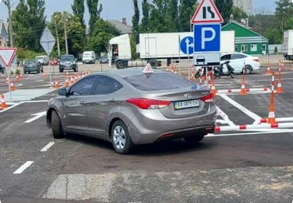Автошкола Константа-ГС: уроки вождения на Соломенке в Киеве